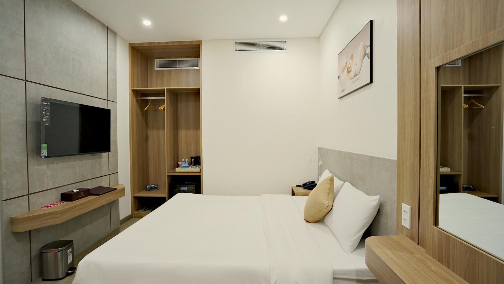 Thanh Thuy Hotel บวนมาถวต ภายนอก รูปภาพ